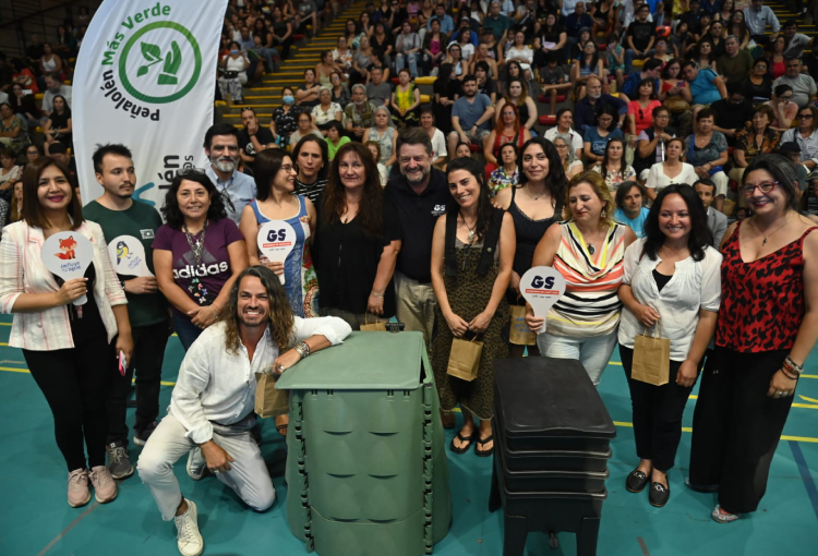 Gobierno de Santiago entregará 19 mil dispositivos para reducir el consumo de agua en hogares